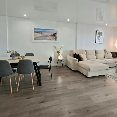 Luxury - - - - Pmt13 דירה